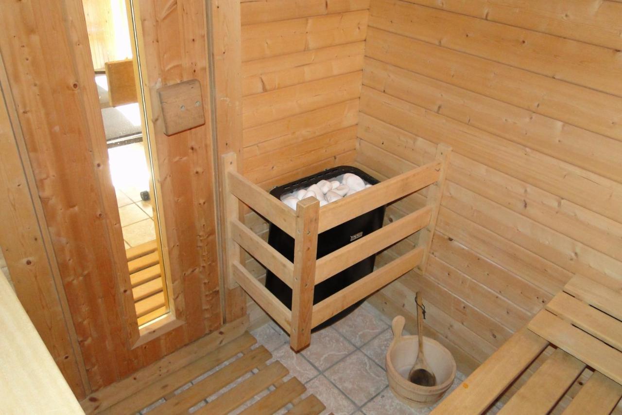 Gite 829 Montagnes Du Jura Avec Spa Et Sauna Classe 3 Etoiles Foncine-le-Haut Exterior photo